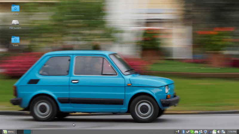 Illustration for article titled Show us your automotive desktops!
